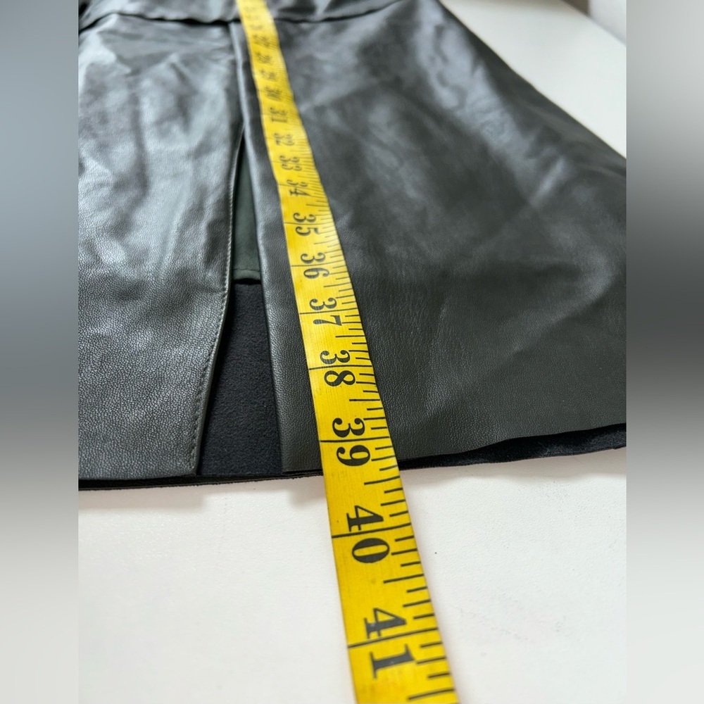 NWT BANANA REPUBLIC ARMY GREEN VEGAN LEATHER DRESS. 8p. QUIET LUXURY, SEXY - Picture 8 of 8